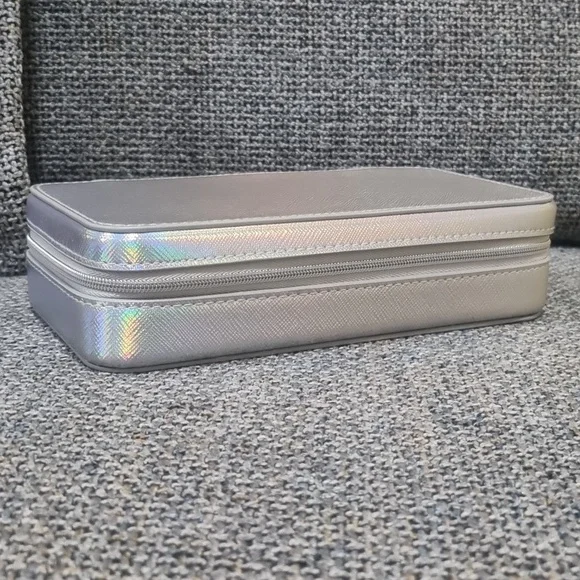 LOVISA Jewelry Storage Case - Picture 3 of 13